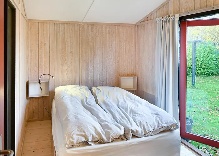 別荘 Five Bedroom Lovely In Vejby